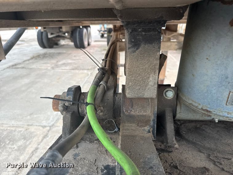 image for item EE3402 1993 Vantage SV-96 end dump trailer