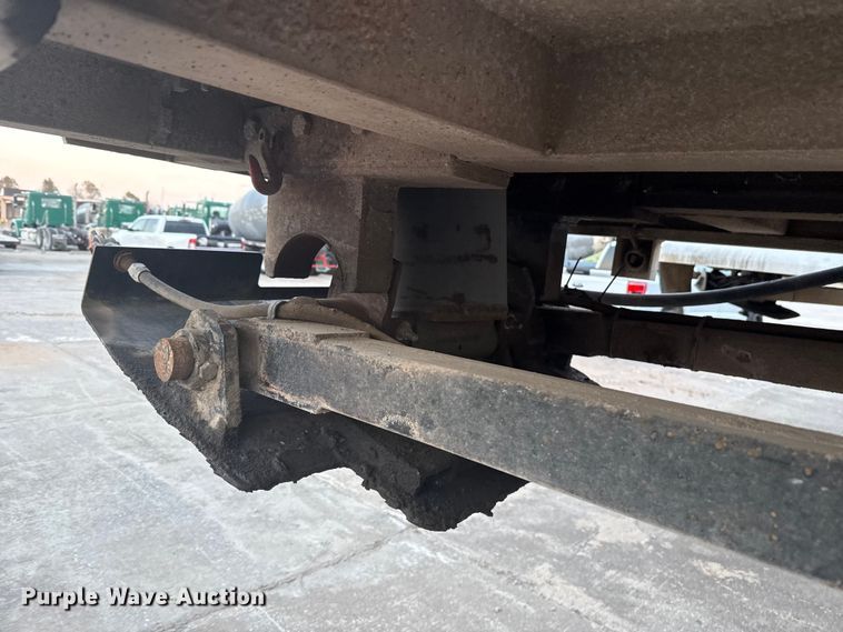 image for item EE3402 1993 Vantage SV-96 end dump trailer