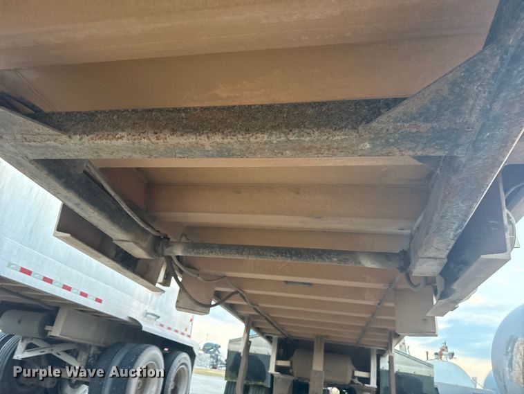 image for item EE3402 1993 Vantage SV-96 end dump trailer