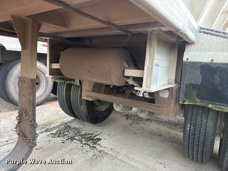 image for item EE3402 1993 Vantage SV-96 end dump trailer