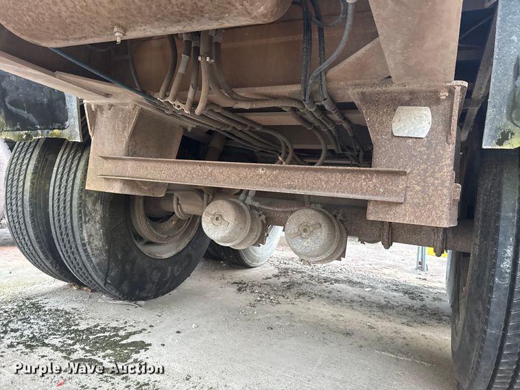 image for item EE3402 1993 Vantage SV-96 end dump trailer