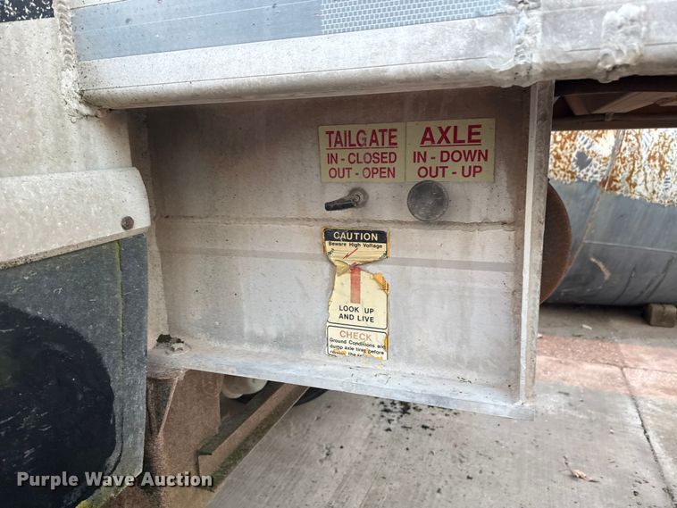 image for item EE3402 1993 Vantage SV-96 end dump trailer