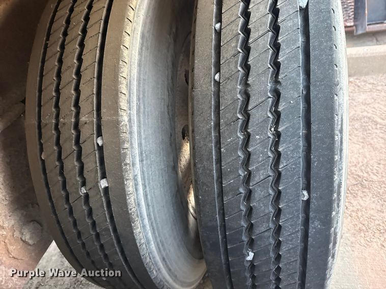 image for item EE3402 1993 Vantage SV-96 end dump trailer