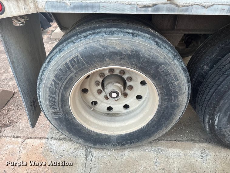 image for item EE3402 1993 Vantage SV-96 end dump trailer