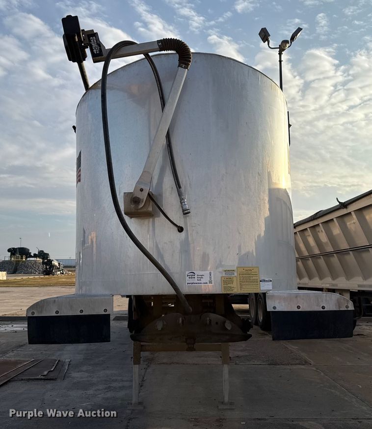 image for item EE3403 2019 Vantage T-85-SS end dump trailer