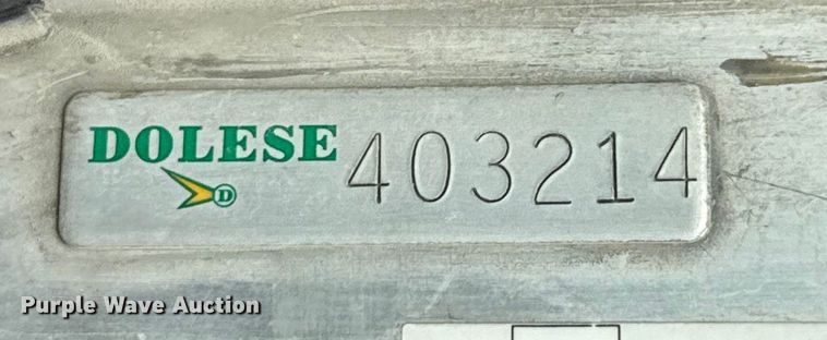 image for item EE3406 2017 Kenworth T800 semi truck