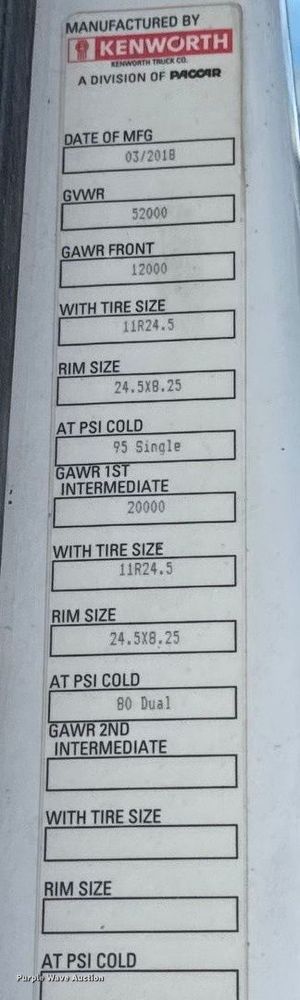 image for item EE3408 2019 Kenworth T880 semi truck