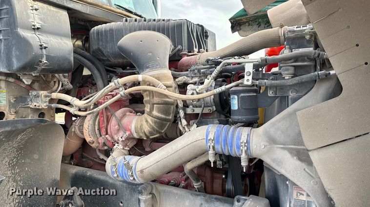 image for item EE3409 2015 Freightliner Coronado 122 semi truck