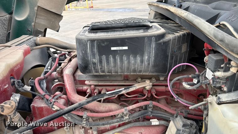 image for item EE3409 2015 Freightliner Coronado 122 semi truck