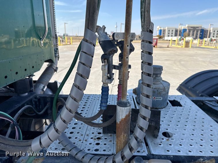 image for item EE3410 2015 Freightliner Coronado 122 semi truck