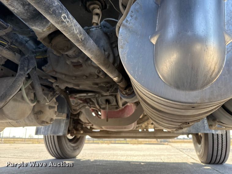 image for item EE3410 2015 Freightliner Coronado 122 semi truck