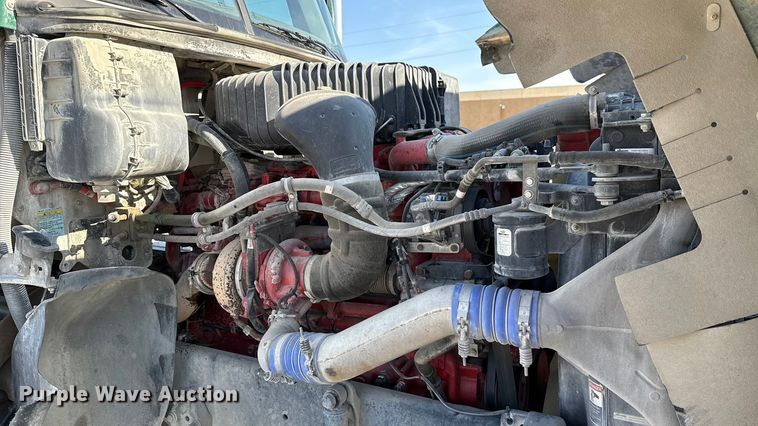 image for item EE3410 2015 Freightliner Coronado 122 semi truck