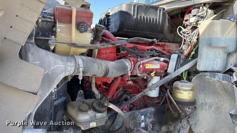 image for item EE3410 2015 Freightliner Coronado 122 semi truck