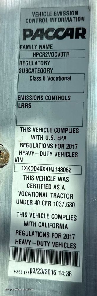 image for item EE3412 2017 Kenworth T800 semi truck