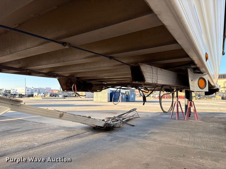 image for item EE3415 2020 Travis S/102 end dump trailer