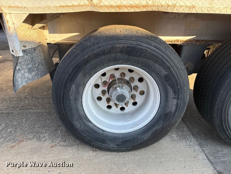 image for item EE3415 2020 Travis S/102 end dump trailer