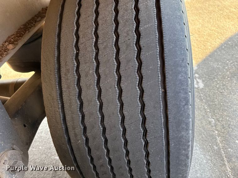 image for item EE3415 2020 Travis S/102 end dump trailer