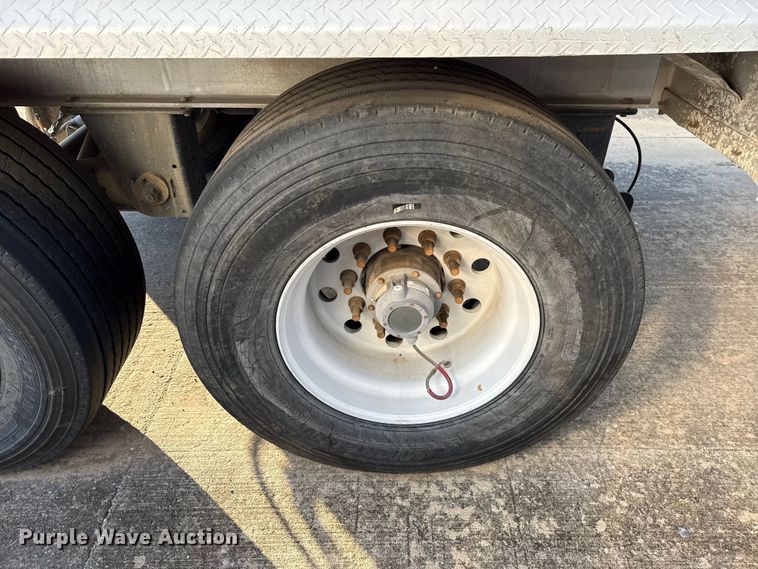 image for item EE3415 2020 Travis S/102 end dump trailer