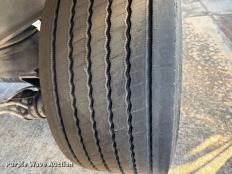 image for item EE3415 2020 Travis S/102 end dump trailer