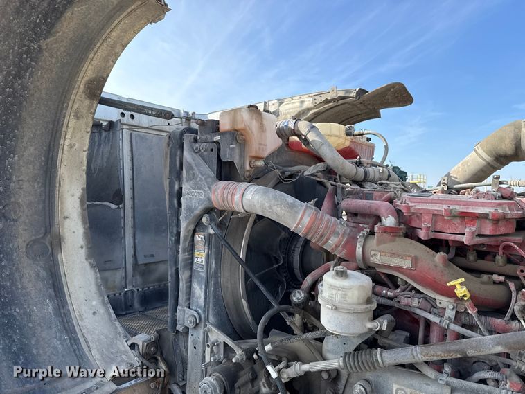 image for item EE3416 2013 Peterbilt 388 semi truck