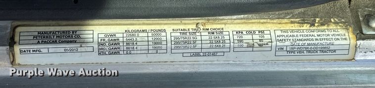 image for item EE3416 2013 Peterbilt 388 semi truck