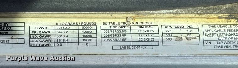 image for item EE3416 2013 Peterbilt 388 semi truck