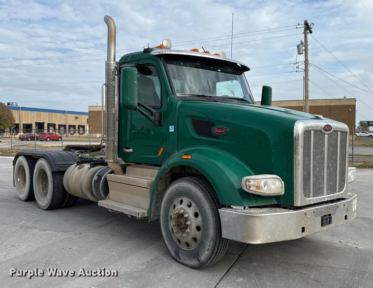 image for item EE3418 2018 Peterbilt 567 semi truck