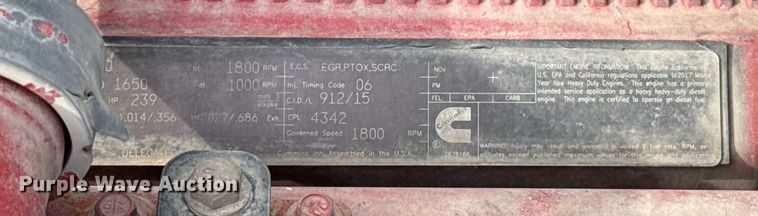 image for item EE3418 2018 Peterbilt 567 semi truck