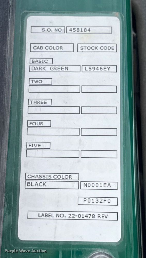 image for item EE3418 2018 Peterbilt 567 semi truck