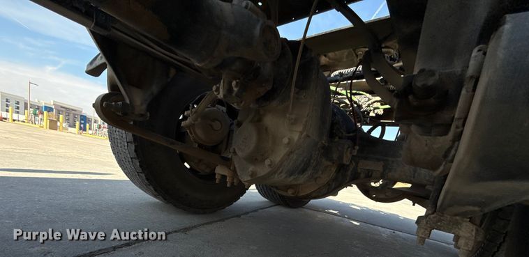 image for item EE3419 2020 Freightliner Cascadia 126 semi truck