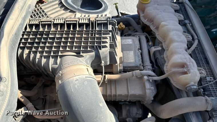 image for item EE3419 2020 Freightliner Cascadia 126 semi truck