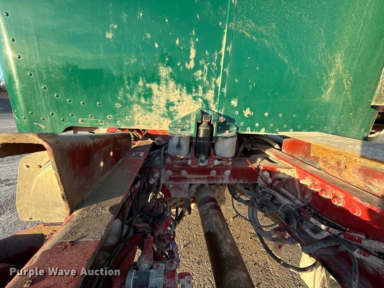 image for item EE3429 2011 Peterbilt 365 