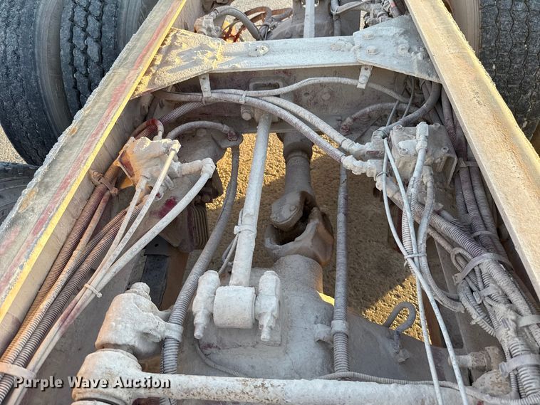 image for item EE3429 2011 Peterbilt 365 