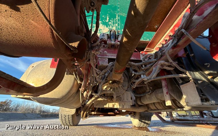 image for item EE3429 2011 Peterbilt 365 