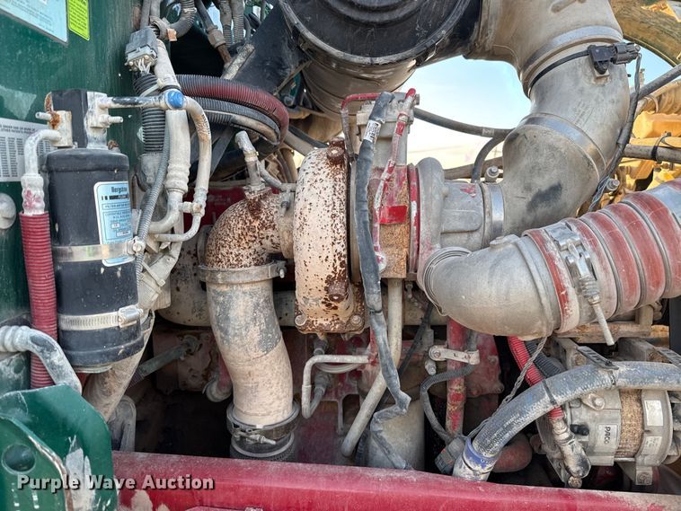 image for item EE3429 2011 Peterbilt 365 