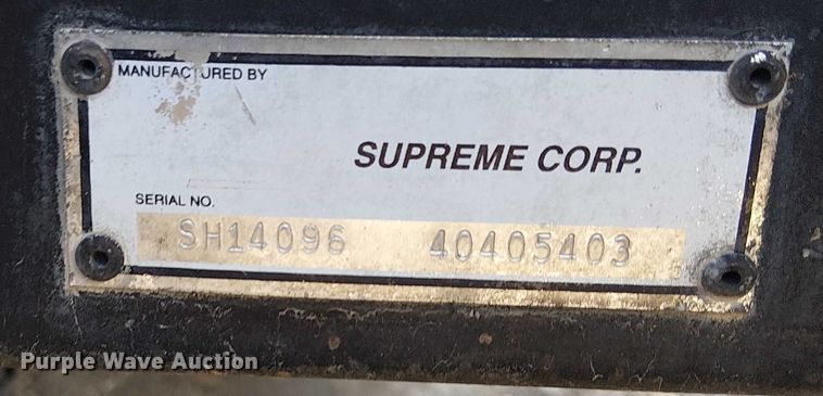 image for item EE5024 2005 Isuzu NPR flatbed truck