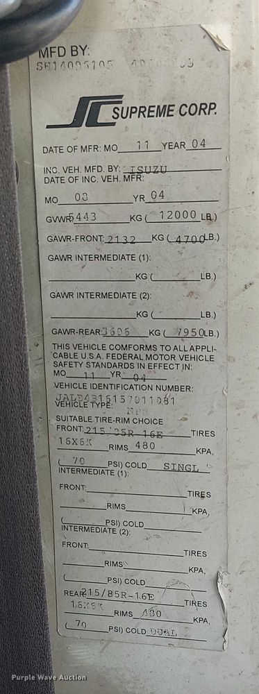 image for item EE5024 2005 Isuzu NPR flatbed truck