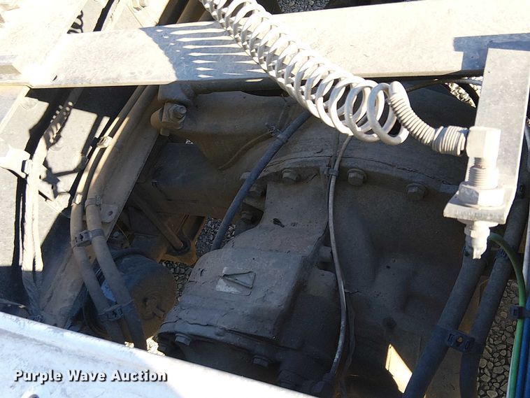 image for item EE5028 2023 Freightliner Cascadia semi truck