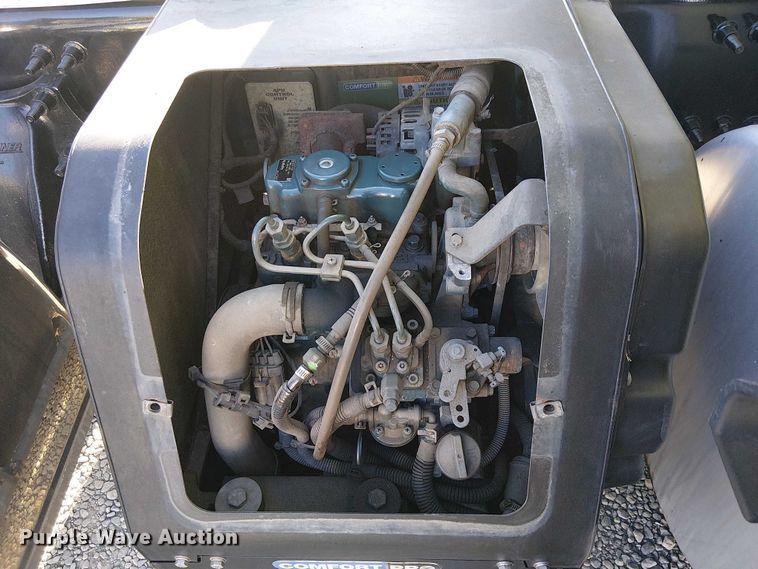 image for item EE5028 2023 Freightliner Cascadia semi truck