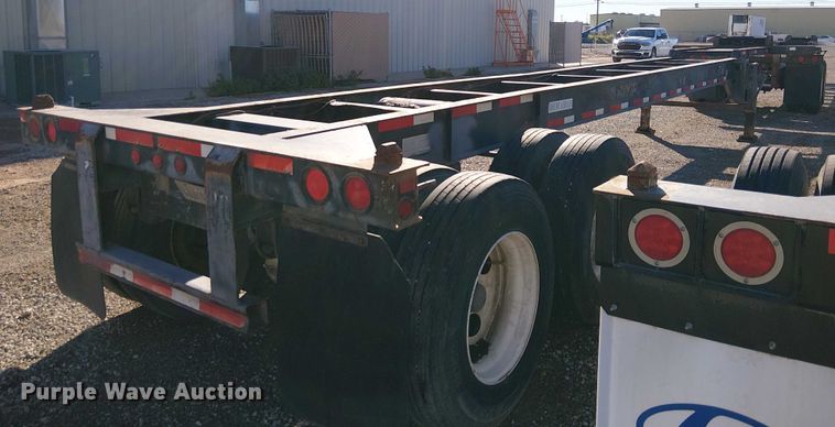 image for item EE5040 2002 Cheetah Chassis container trailer