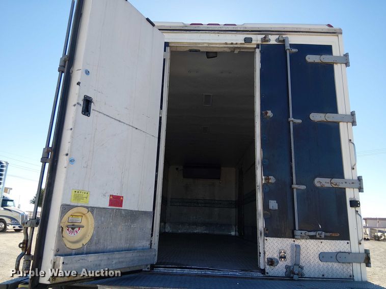 image for item EE5041 2018 International 4400 refrigerated truck