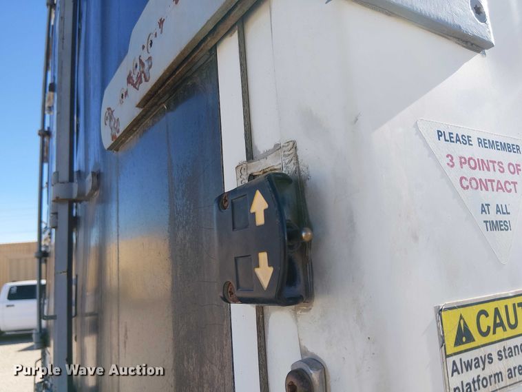 image for item EE5041 2018 International 4400 refrigerated truck