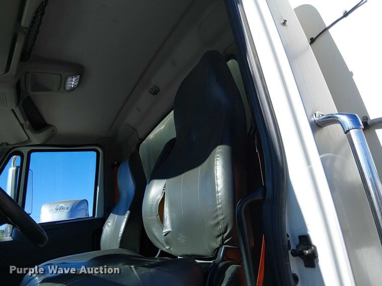 image for item EE5041 2018 International 4400 refrigerated truck