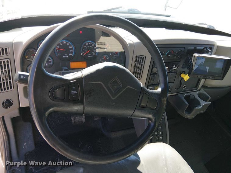 image for item EE5041 2018 International 4400 refrigerated truck