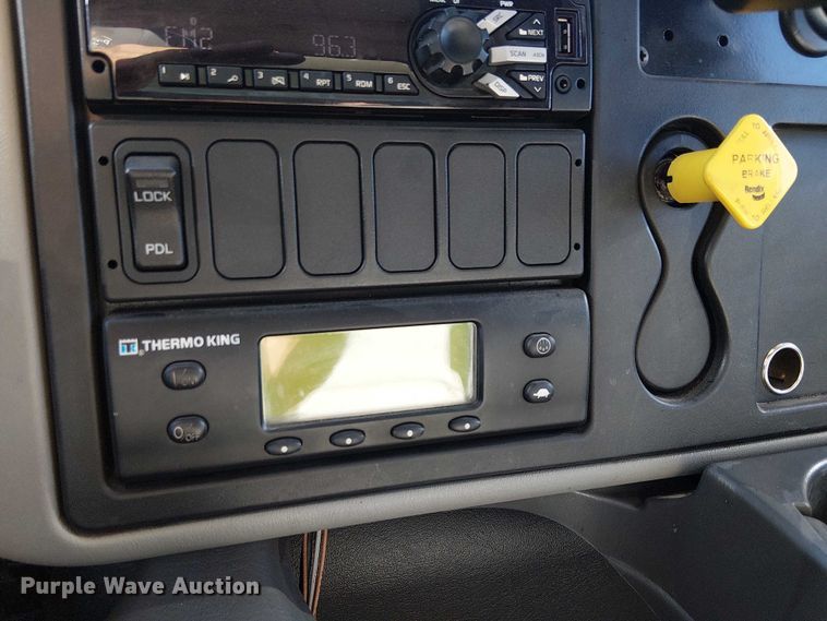 image for item EE5041 2018 International 4400 refrigerated truck