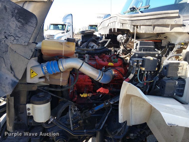 image for item EE5041 2018 International 4400 refrigerated truck