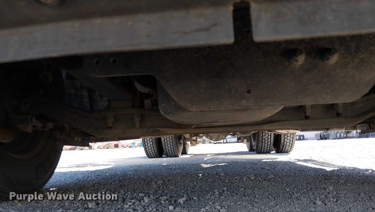 image for item EE5043 2020 Freightliner Cascadia semi truck