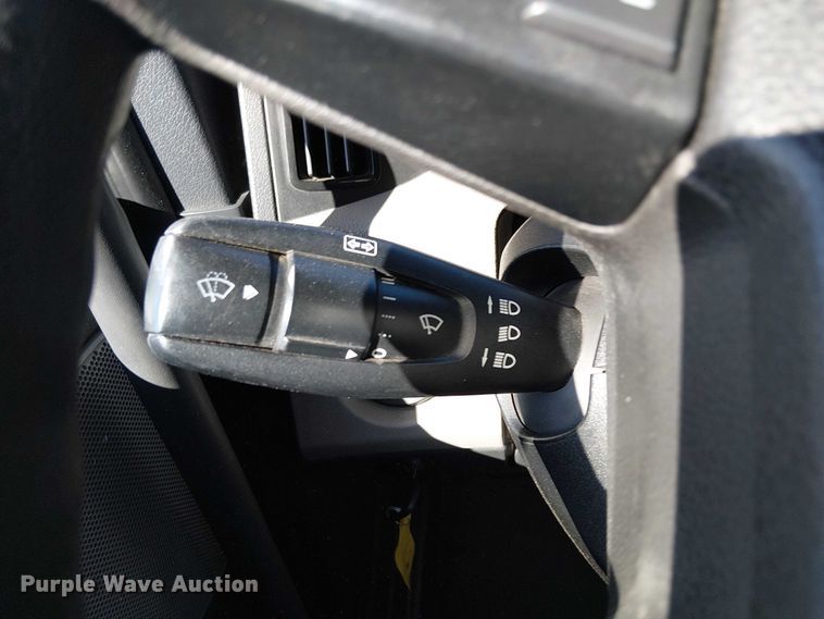 image for item EE5043 2020 Freightliner Cascadia semi truck