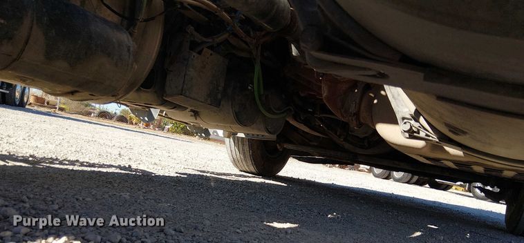 image for item EE5044 2016 Freightliner Cascadia semi truck