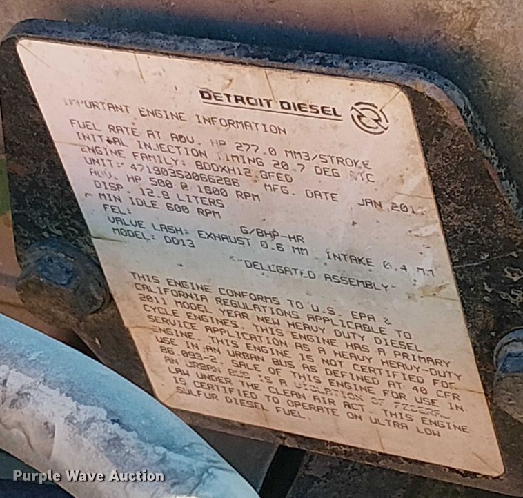 image for item EE5045 2012 Freightliner Cascadia semi truck